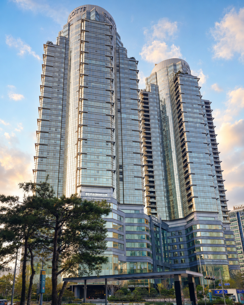 首爾麻浦 Lotte City Hotel Mapo 酒店夜間外觀
